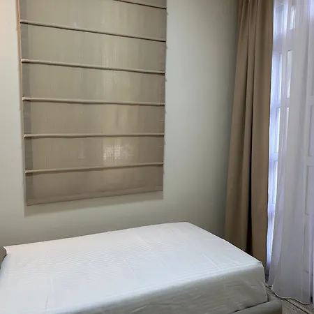Pia Apartman *